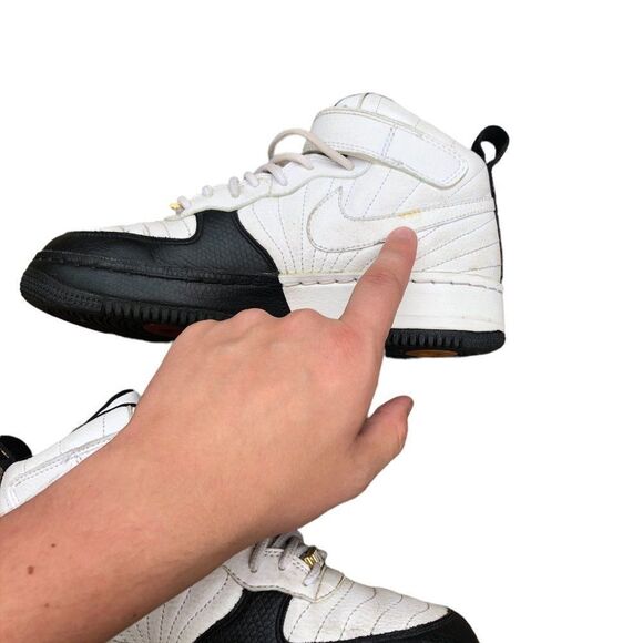 VINTAGE 2007 Nike Air Jordan 12 Taxi Fusion Size 6 - Picture 12 of 16